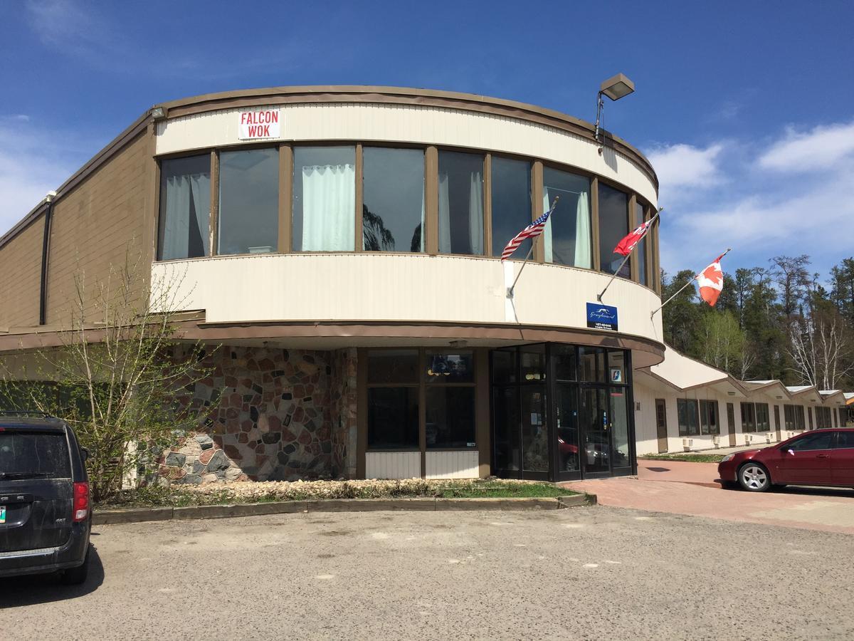 Falcon Lake Hotel Exterior photo